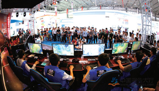 她面临着训 她面临着训